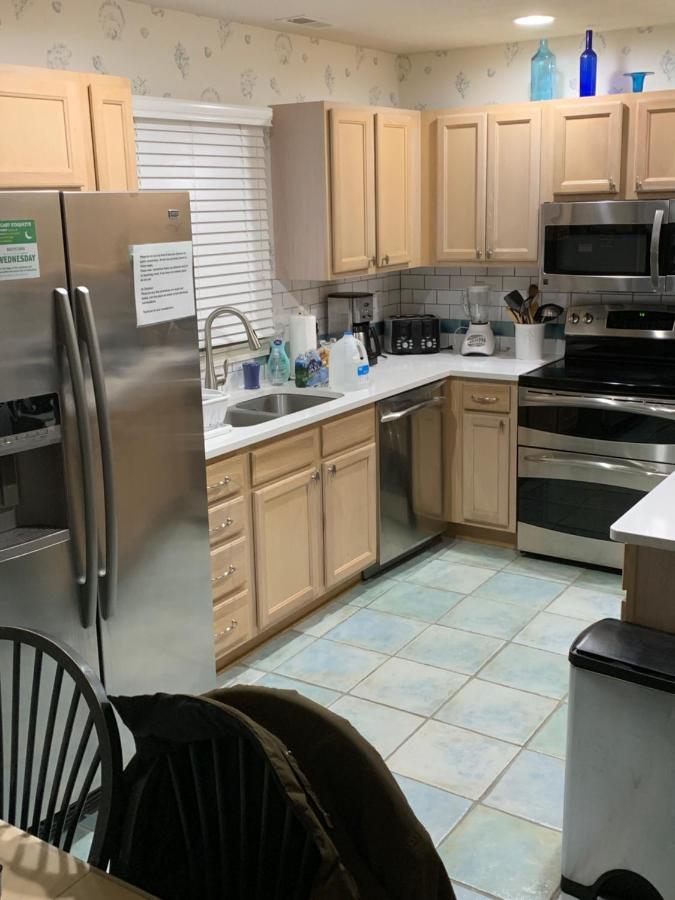 Pet-Friendly Coastal Retreat with Pool and Fireplace Nags Head Exterior photo